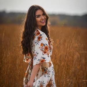 Meet your Posher, Meryl grace